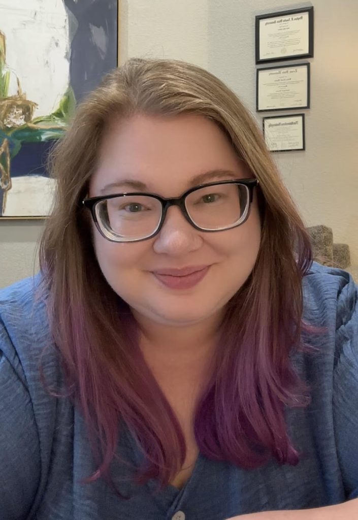 Haley Harris Headshot