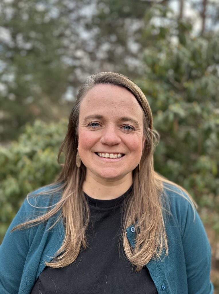Maryanne Lineberger Headshot