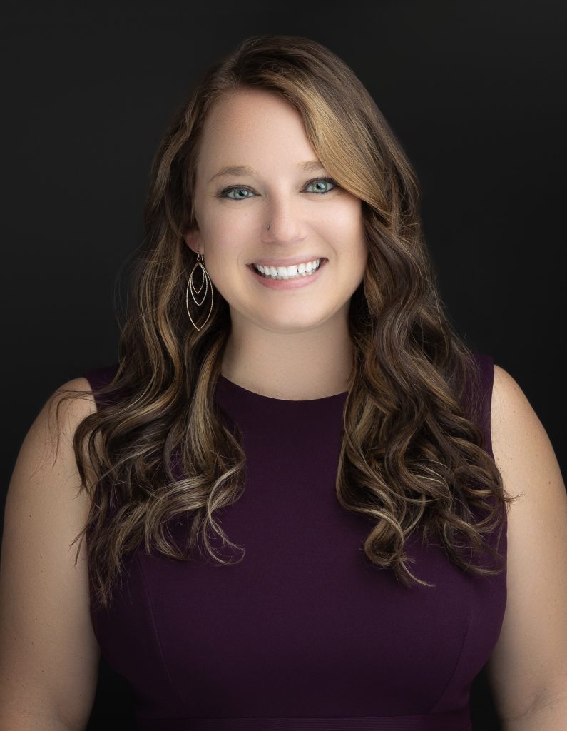 Sara Bredt Headshot