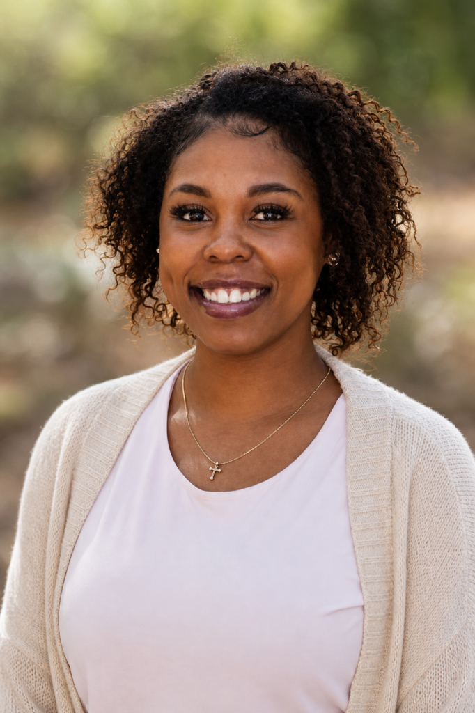 Taylor Semple Headshot