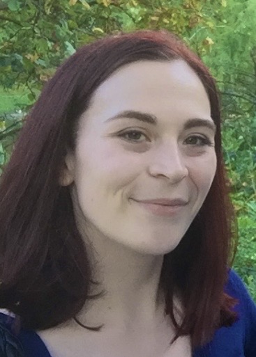Lindsey Bitzer Headshot