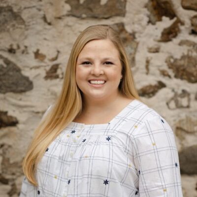 Dana Greenlee Headshot