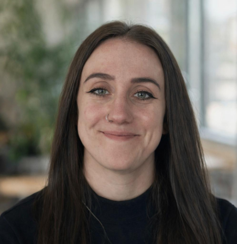 Meghan Collins Headshot