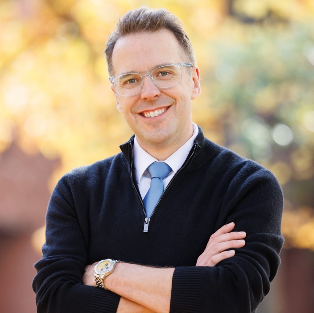 Rob Lyons Headshot
