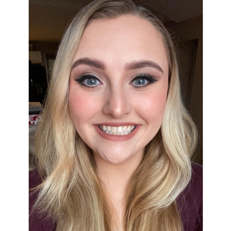 Chelsea Stone Headshot