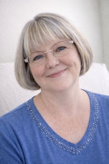 Kimberly Armstrong Headshot