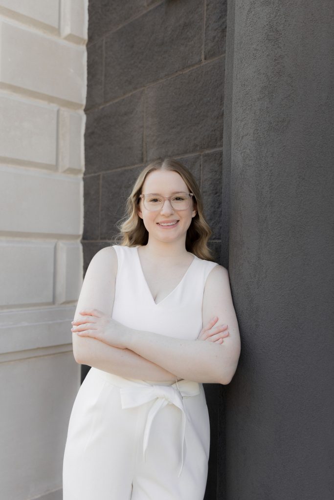Hannah Gundlach Headshot