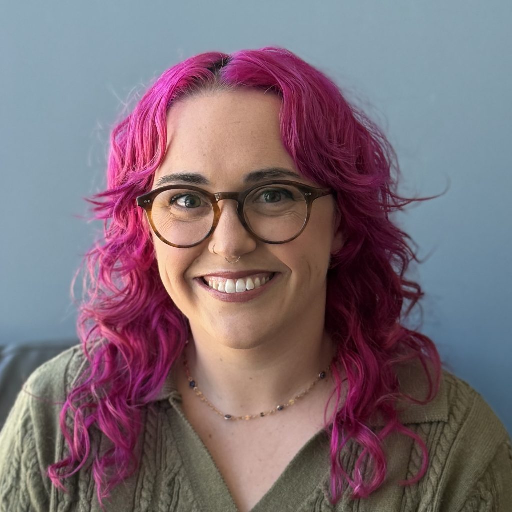 Caitlin Wiggins Headshot