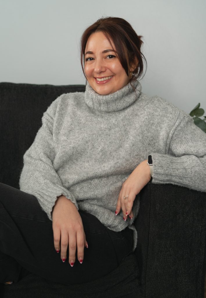 Mariana Marinucci Headshot