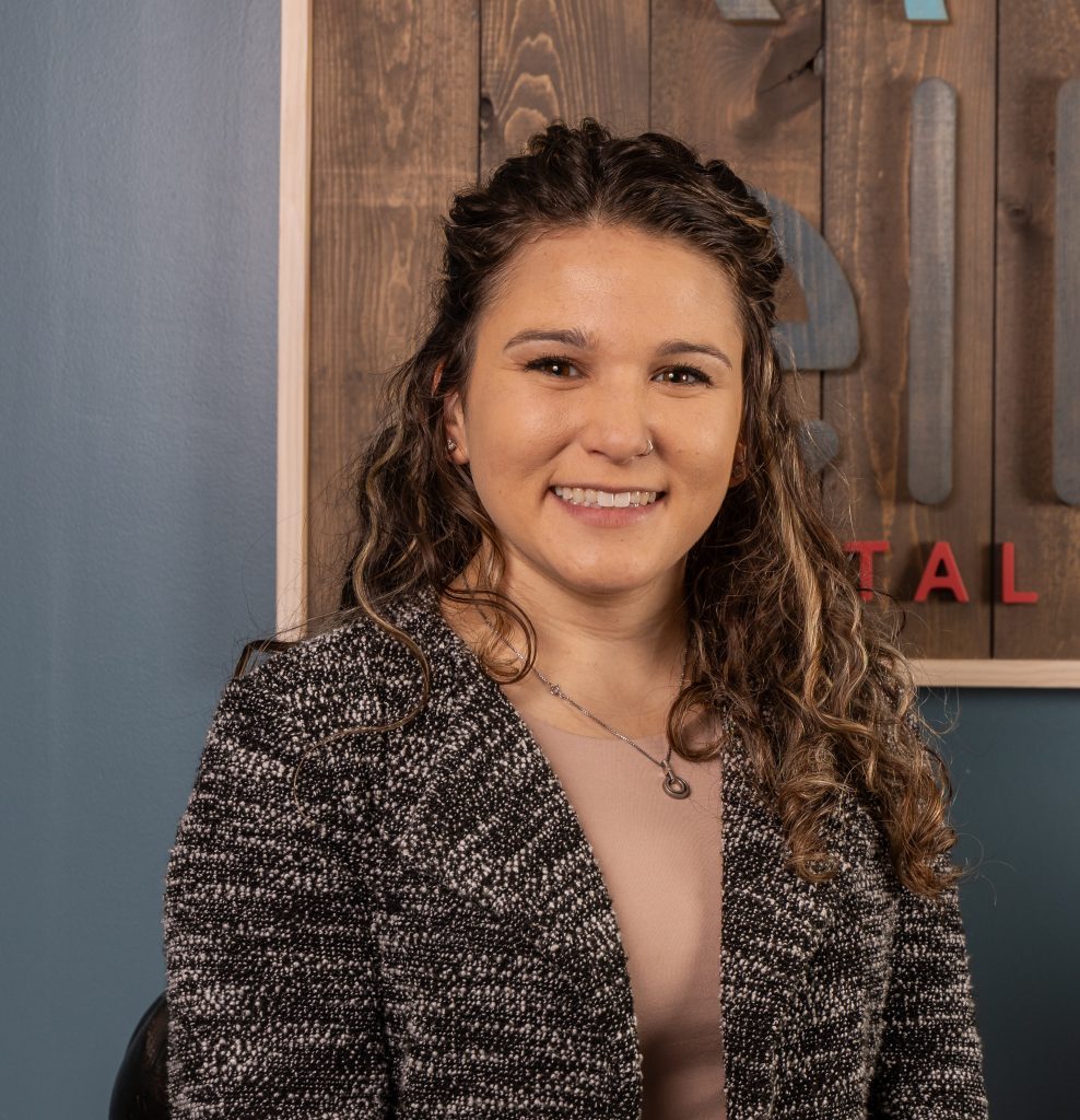 Alexandra Bashkoff Headshot