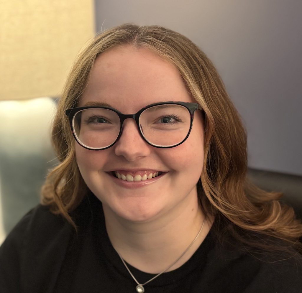 Raygan Ashmore Headshot