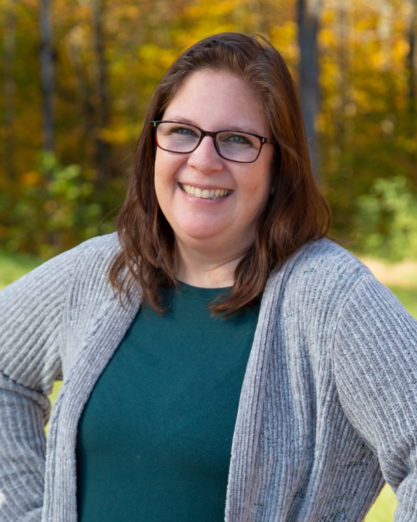Christina Cox Headshot