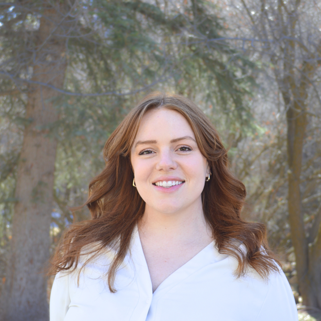 Meredith Powell Headshot