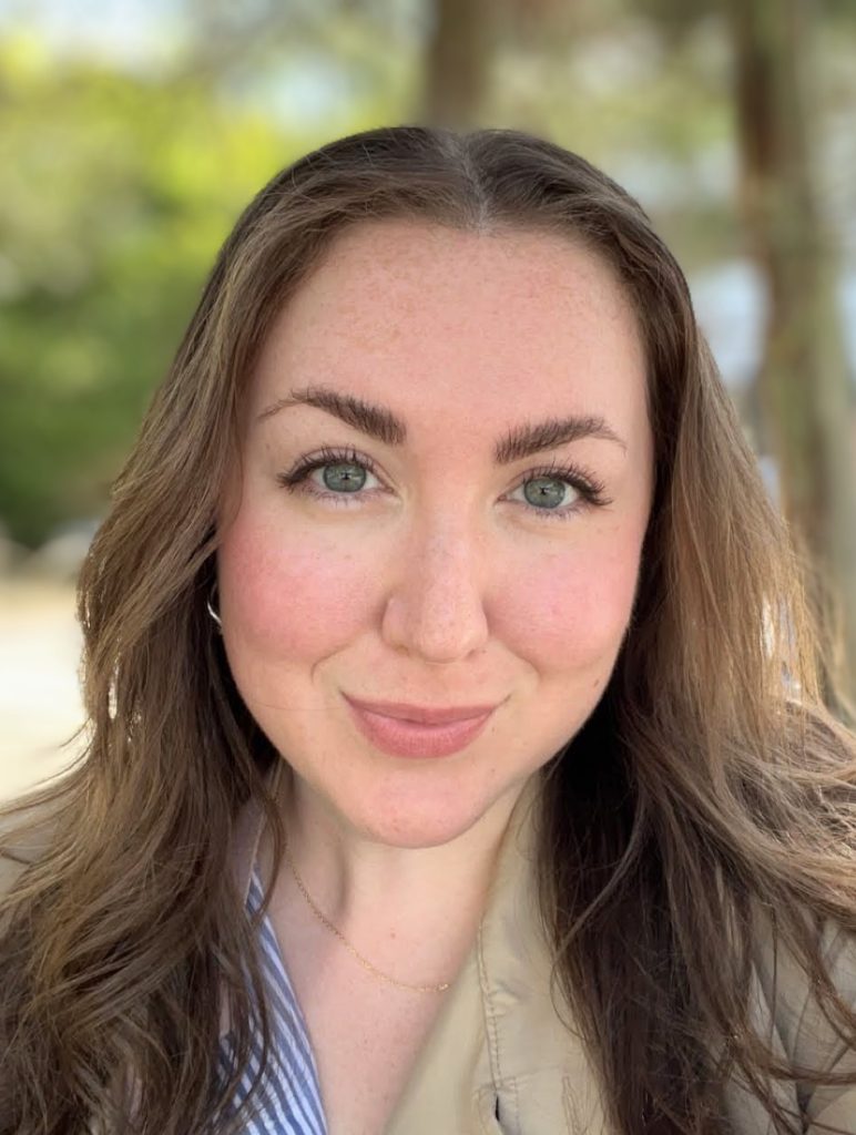 Caroline Duffy Headshot