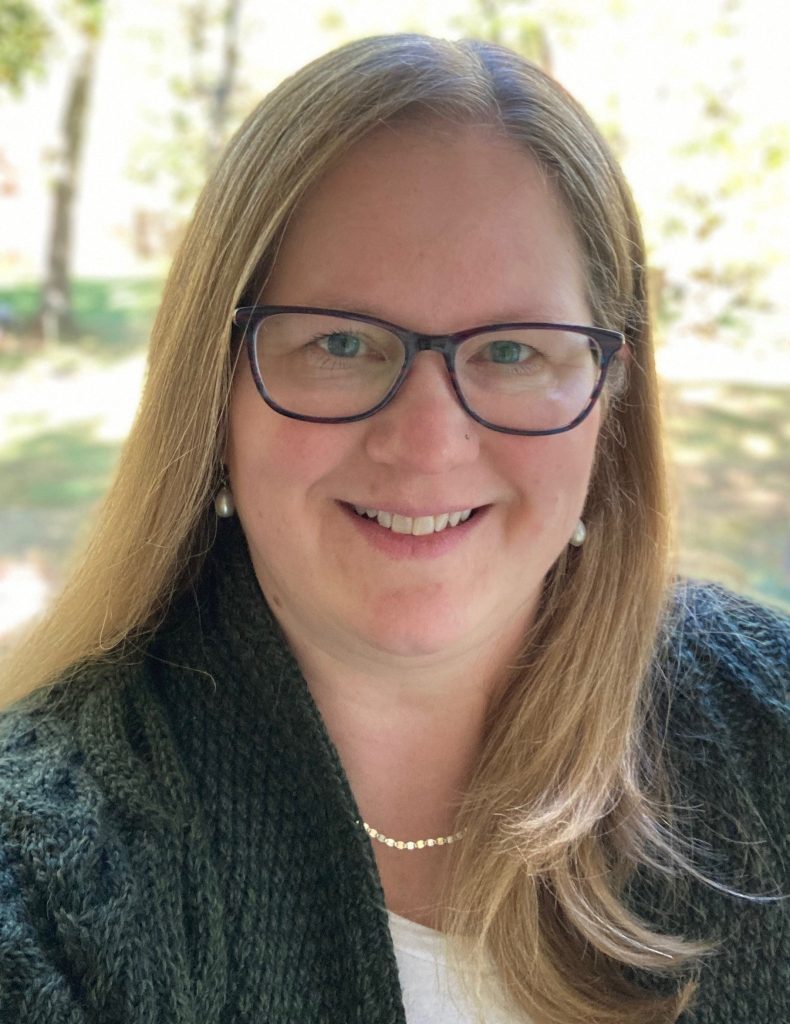 Sheila Marquardt Headshot
