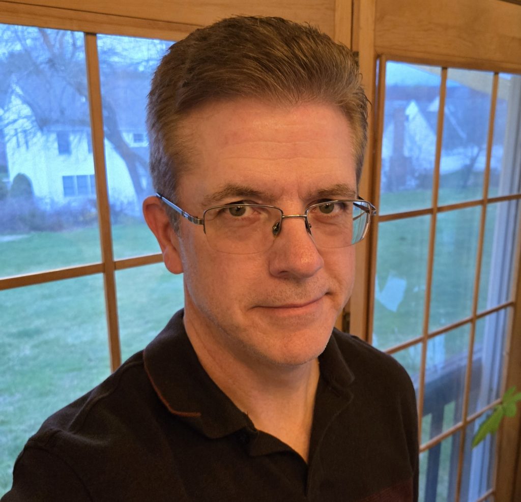 Tom Stevens Headshot
