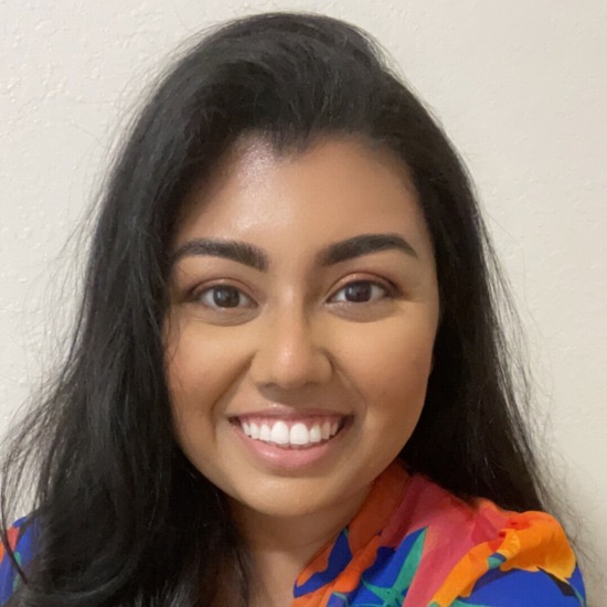 Reya Hossain Headshot
