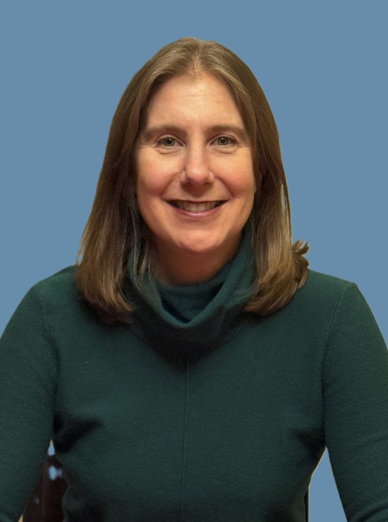 Cindy Bogley Headshot