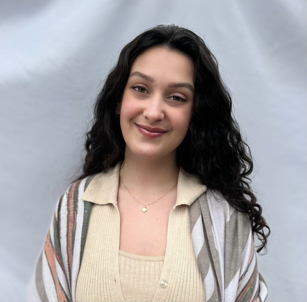 Madison Markham Headshot