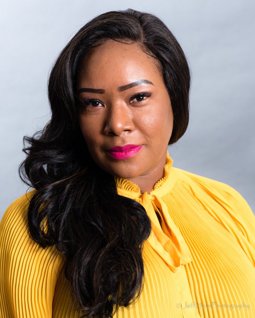 Kat Easterling Headshot