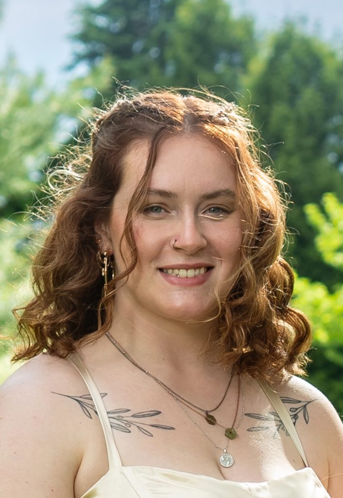 Theresa Spear Headshot