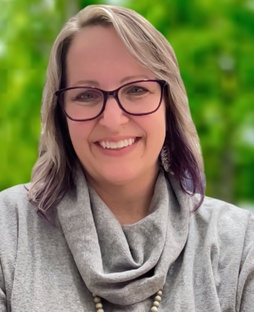 Jennifer Geddes-Hall Headshot