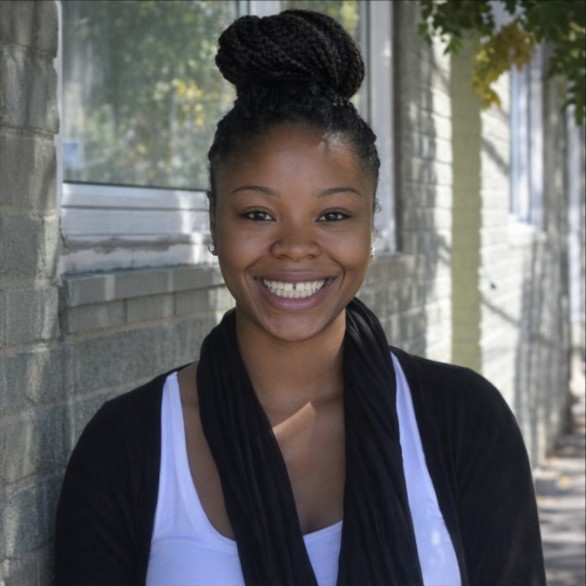 Courtney Johnson Headshot