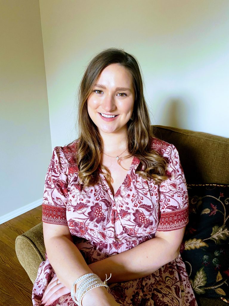 Mary Claire Gintoli Headshot