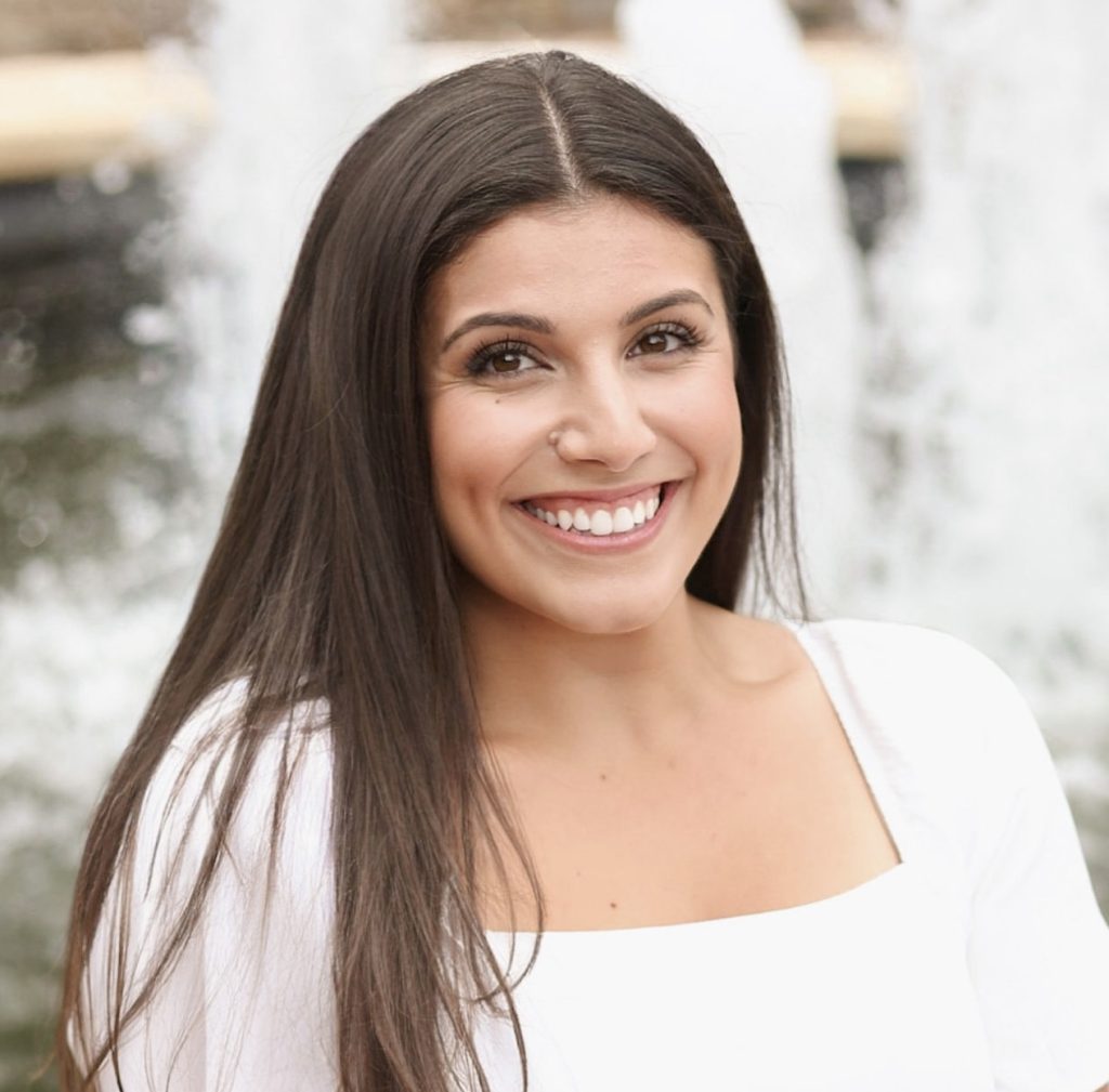 Lauren Pereira Headshot