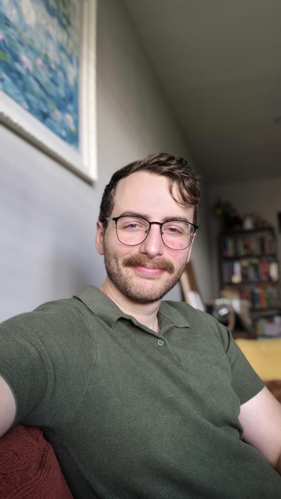 Erik Abrams Headshot