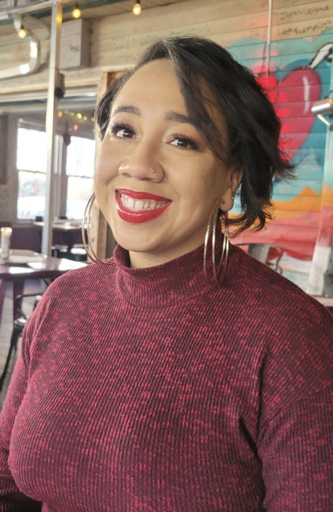 Reyna Perez Headshot