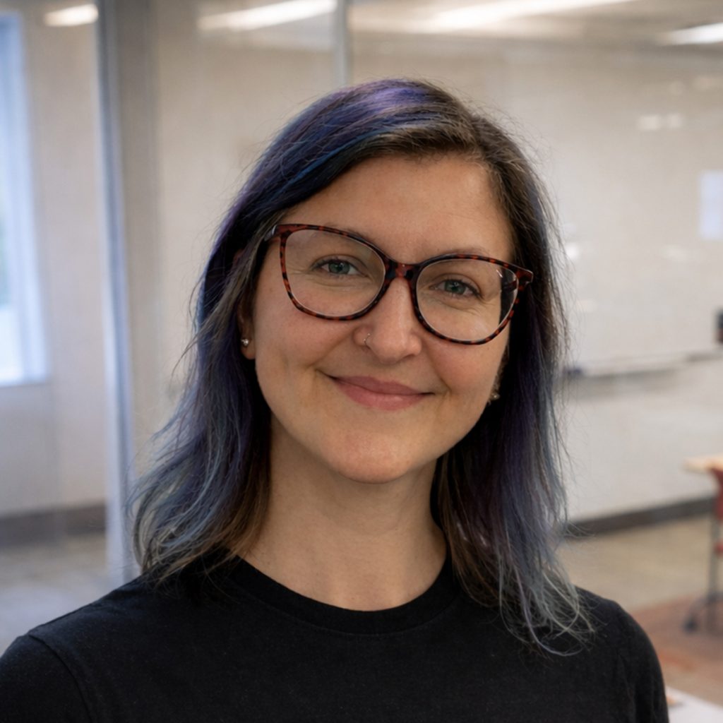 Lucia Savage-Reeder Headshot