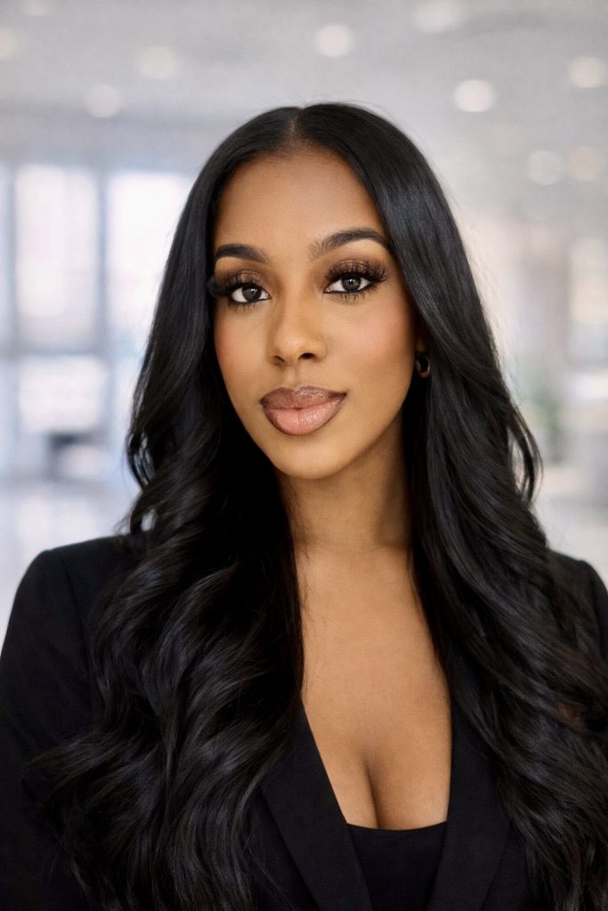 Sumintra Parker Headshot