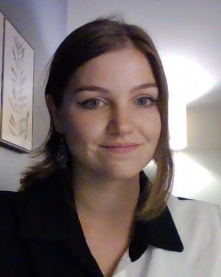 Emily Williams Headshot
