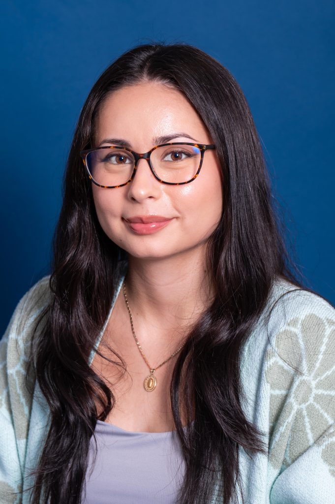 Mariela Romero Headshot