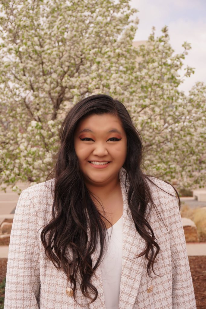 Shu Lee Headshot