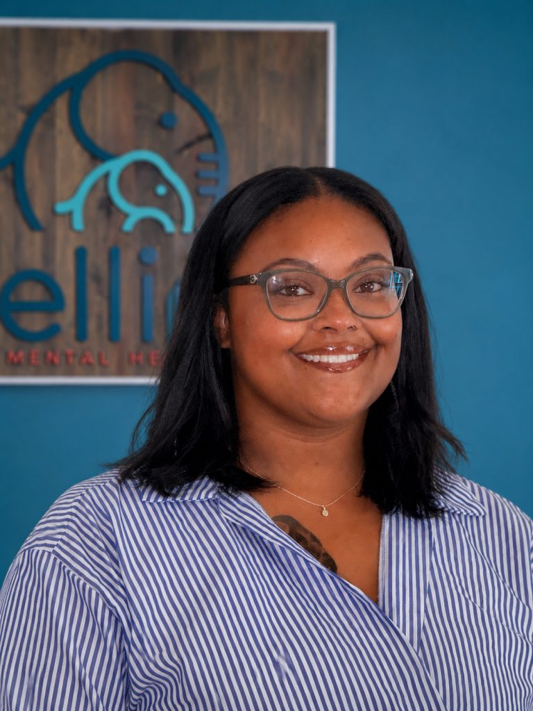 TreOnna Readus Headshot