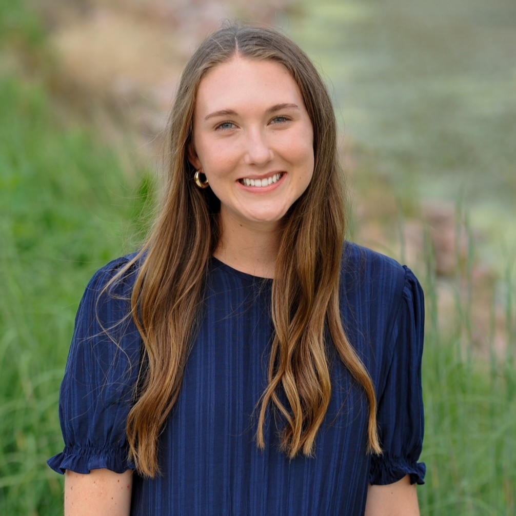 Elizabeth Korver Headshot