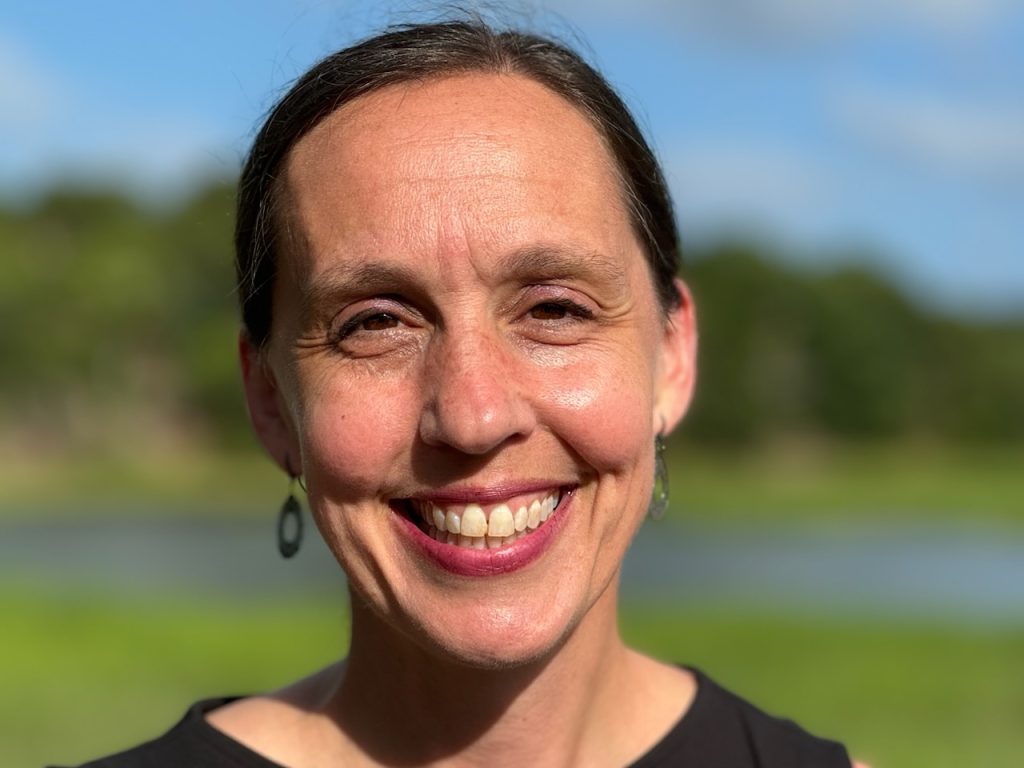 Susanna Moore Headshot