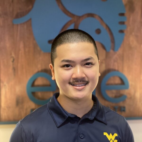 Alex Dang Headshot