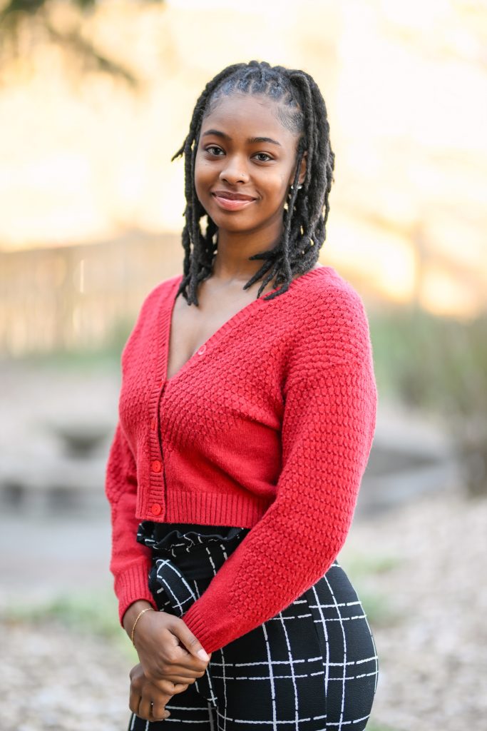 Manique Burnett Headshot