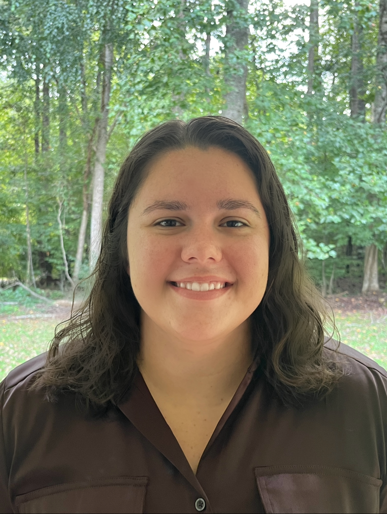 Alyssa Brungot Headshot