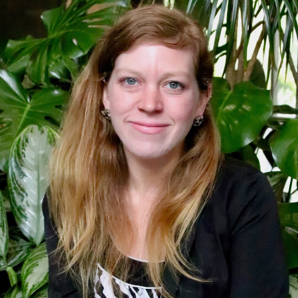 Ellen Russell Headshot