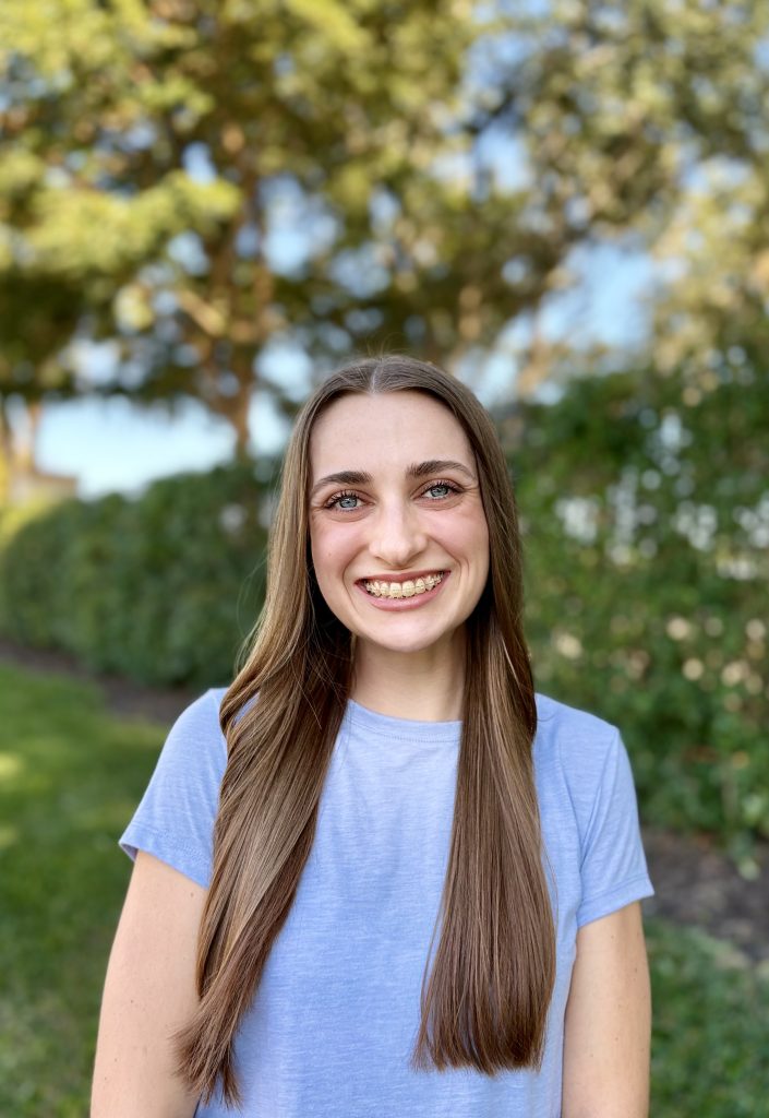 Lindsay Issa Headshot