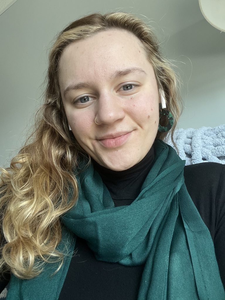 Alexandria Schultz Headshot
