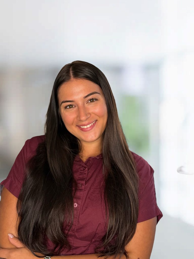 Victoria Tzeremes Headshot