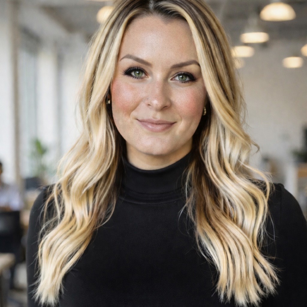 Sydney Vix Headshot