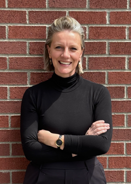 Kelly Lattin Headshot