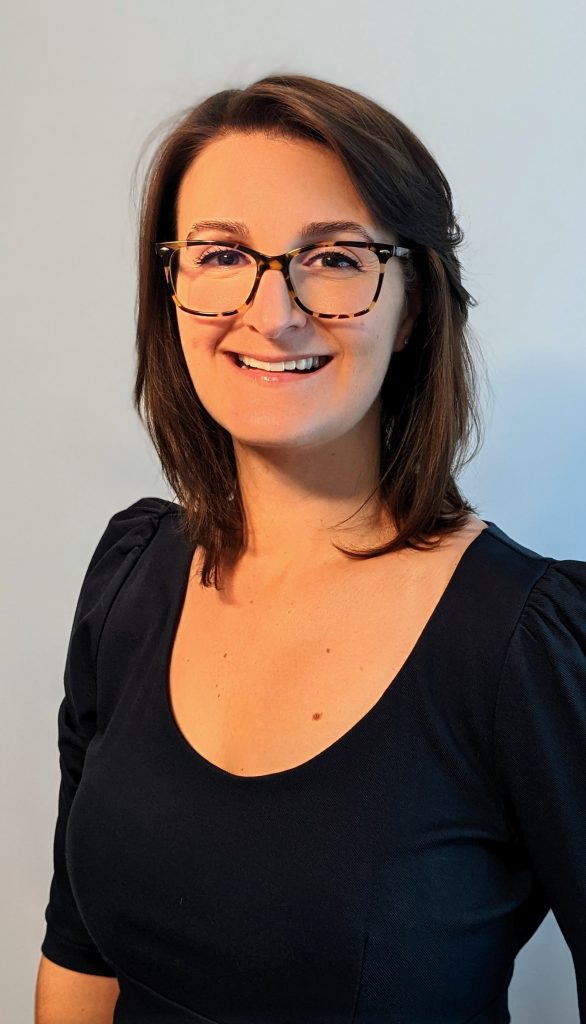Gina Teranto Headshot