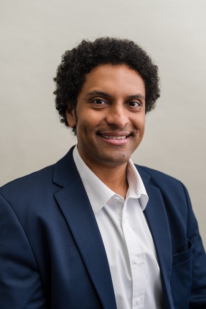 Sean McLean Headshot